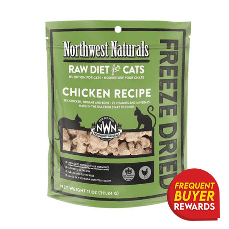 Northwest Naturals Chicken Recipe for Cats, freeze-dried, resealable pouch, 98% chicken, grain-free, USA-made. Includes a “Frequent Buyer Rewards” badge.